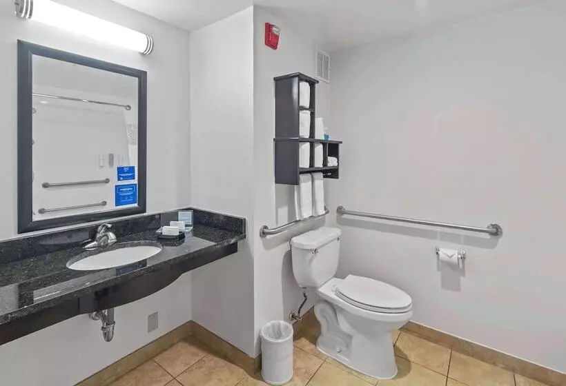 Отель Hampton Inn Atlanta/woodstock