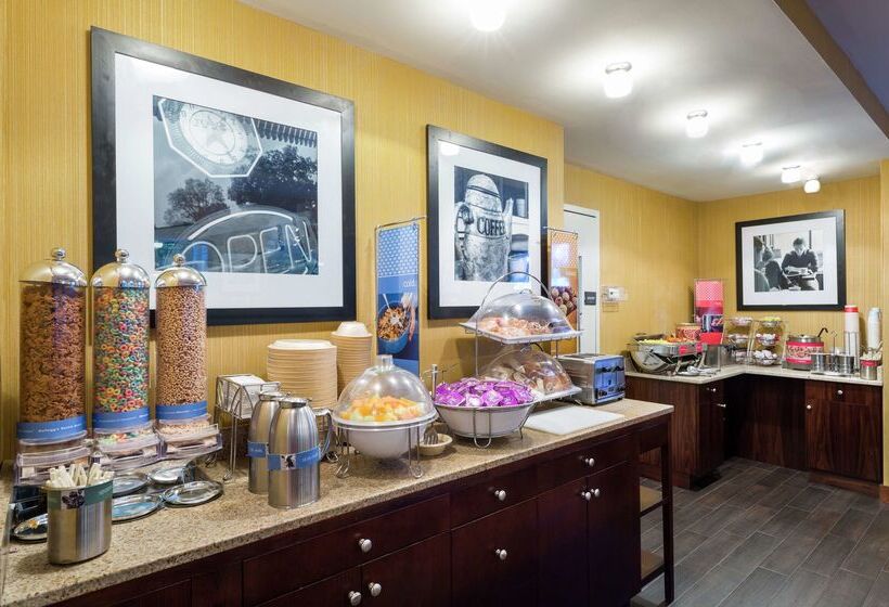 호텔 Hampton Inn Manhattan Seaport Financial District