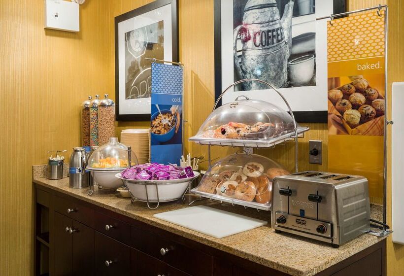 호텔 Hampton Inn Manhattan Seaport Financial District