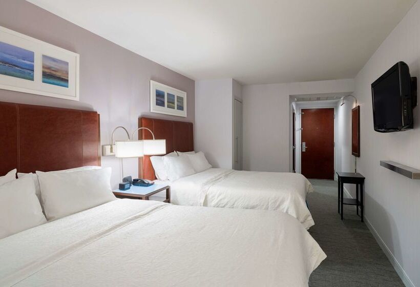 호텔 Hampton Inn Manhattan Seaport Financial District