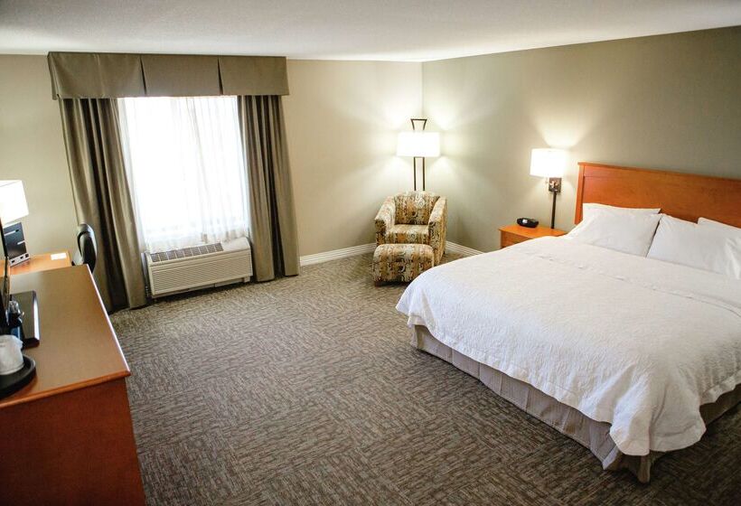 فندق Hampton Inn Mitchell