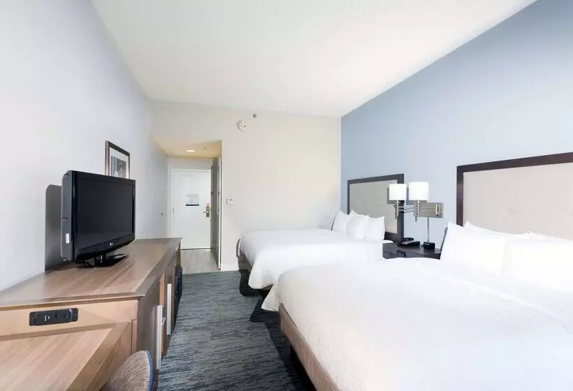 酒店 Hampton Inn Mount Airy