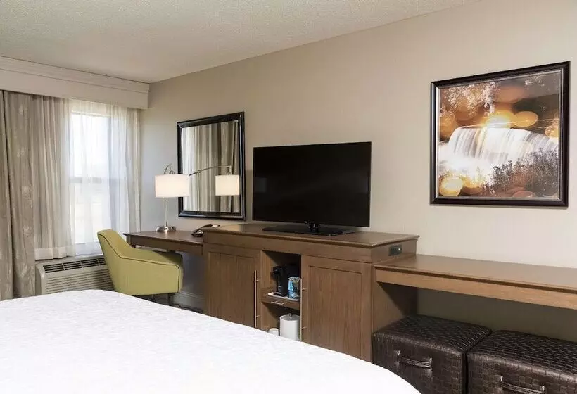 호텔 Hampton Inn Mt. Pleasant