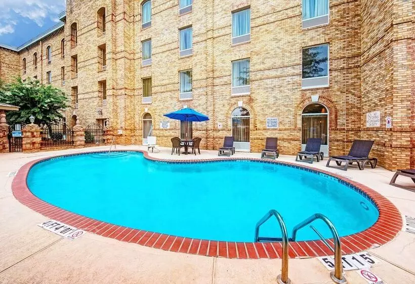 호텔 Hampton Inn Newberry Opera House