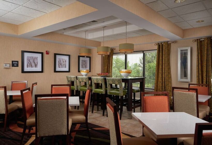 酒店 Hampton Inn Shrewsbury