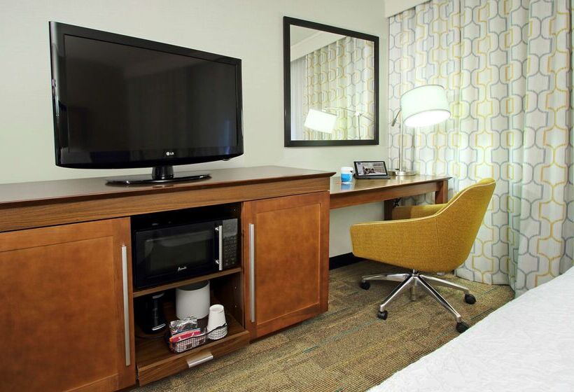 בית מלון כפרי Hampton Inn & Suites Columbus Hilliard