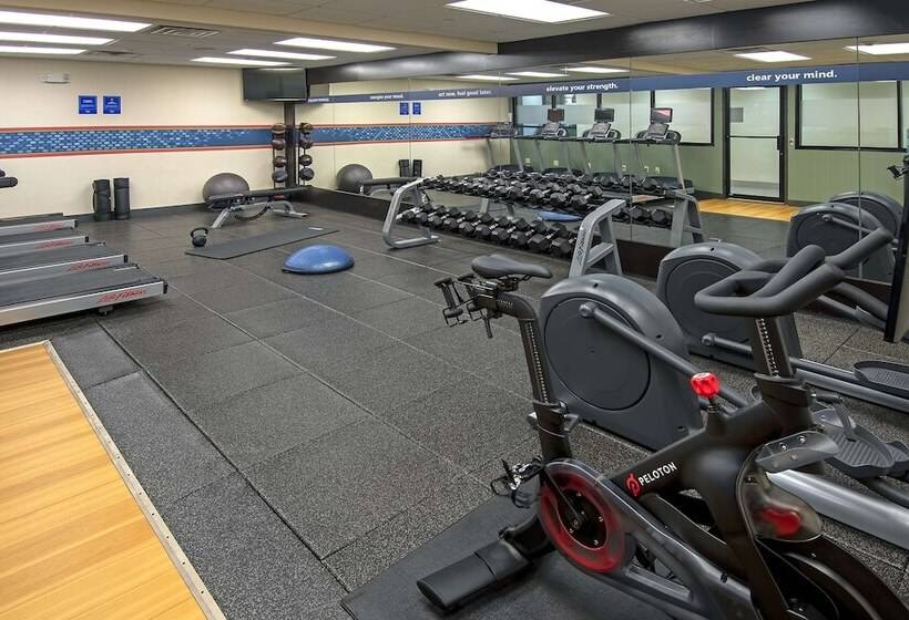 酒店 Hampton Inn & Suites Fairfield