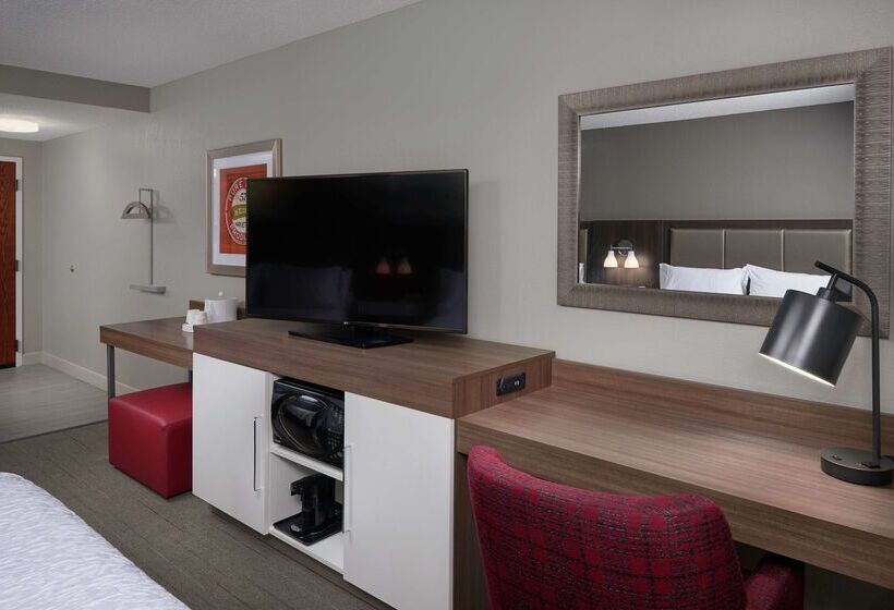 호텔 Hampton Inn & Suites Oxfordanniston