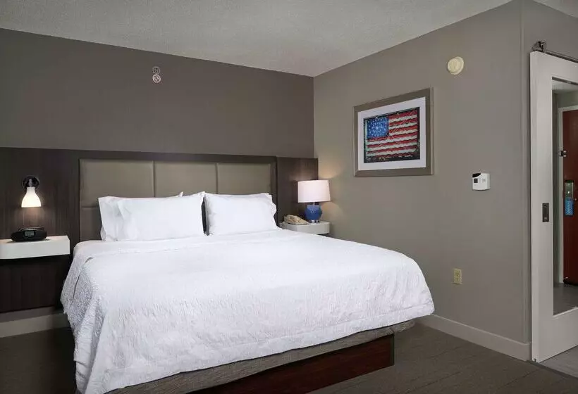 فندق Hampton Inn & Suites Oxfordanniston