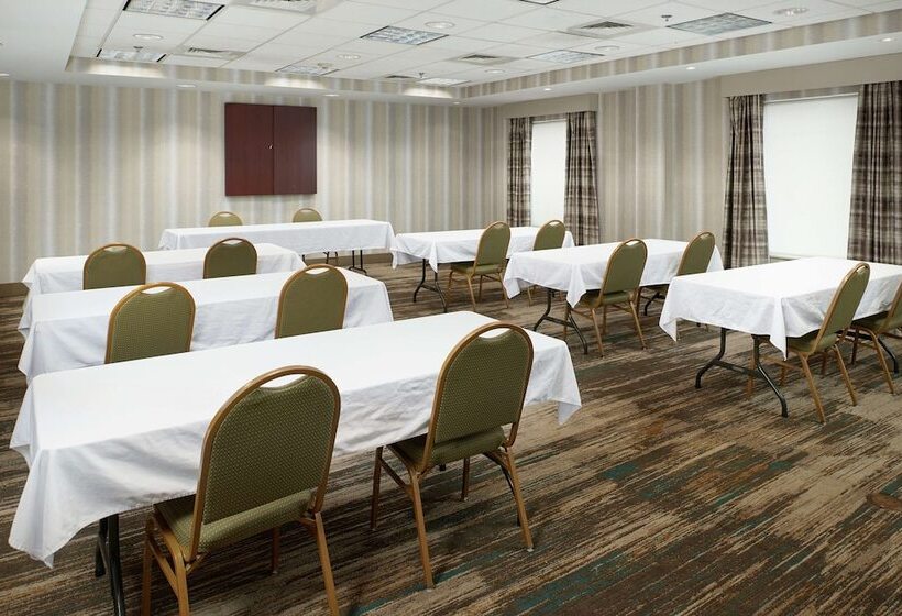 호텔 Hampton Inn & Suites Oxfordanniston