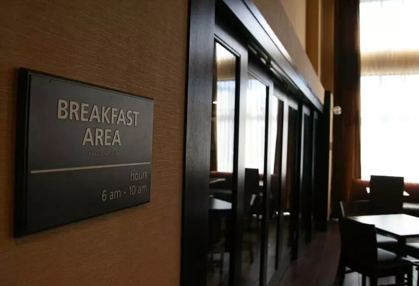 فندق Hampton Inn & Suites Oxfordanniston