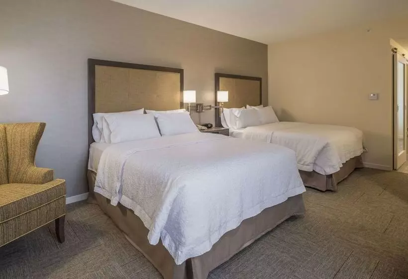 בית מלון כפרי Hampton Inn Waterville