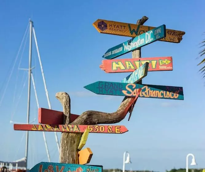 هتل Hyatt Centric Key West Resort & Spa