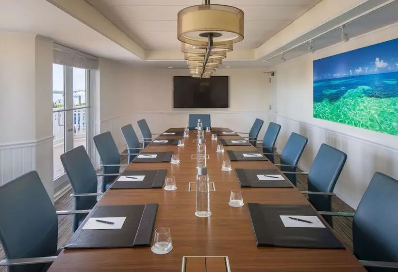 هتل Hyatt Centric Key West Resort & Spa