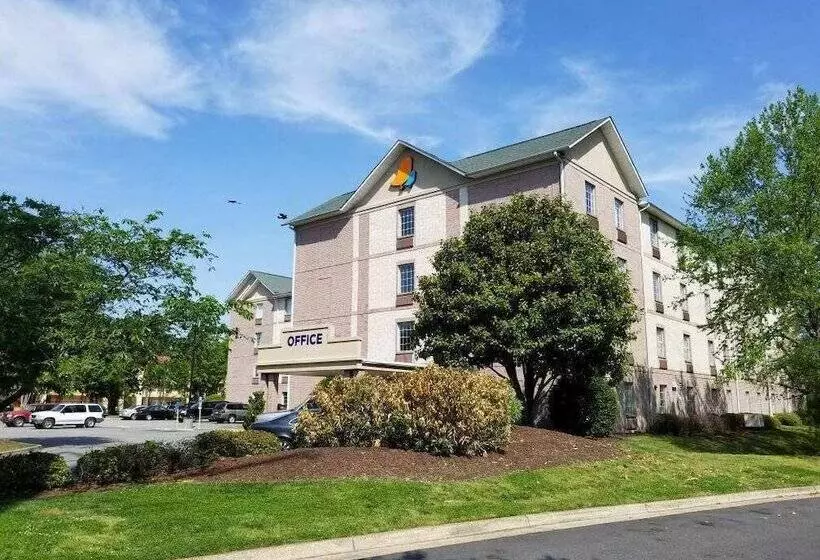ホテル Intown Suites Extended Stay Select Hampton