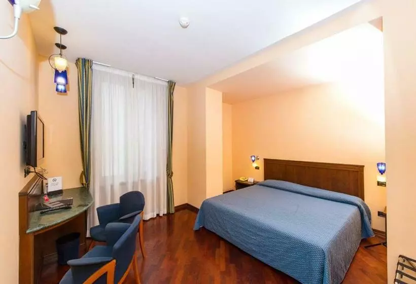 Hotel Millennium Palace