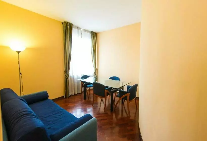 Hotel Millennium Palace