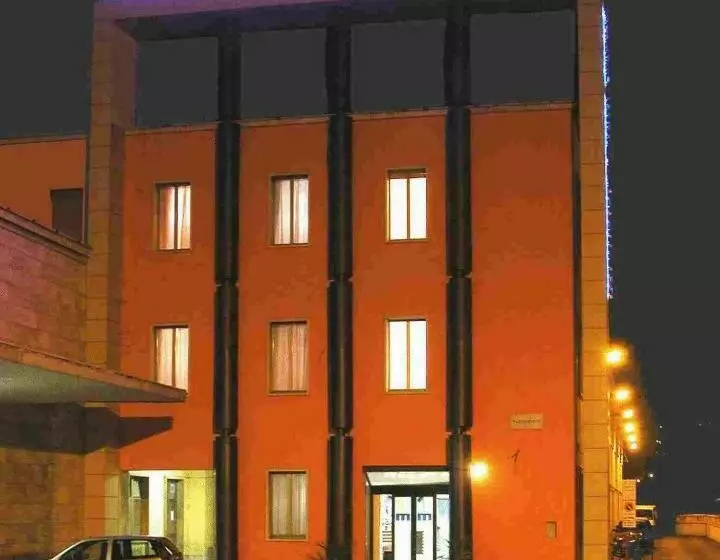 Hotel Millennium Palace