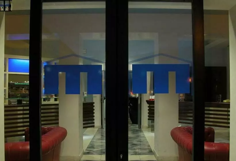 Hotel Millennium Palace