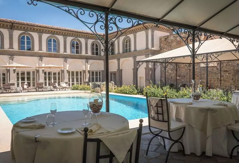 هتل Relais La Corte Dei Papi