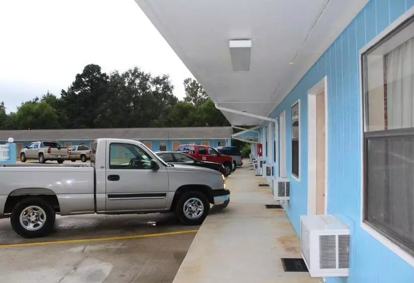 فندق Scottish Inn  Clanton