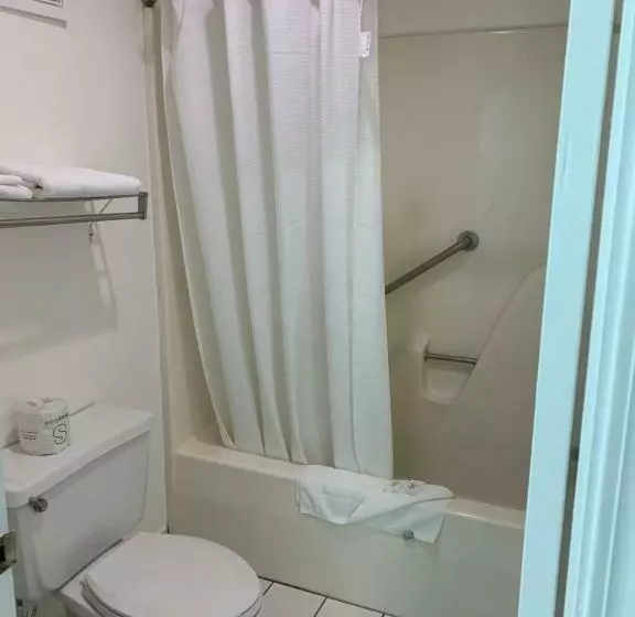 فندق Scottish Inn  Clanton