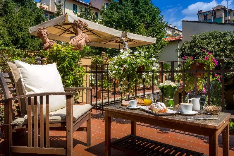 هتل Ungherese Small Luxury