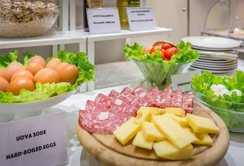 هتل Ungherese Small Luxury