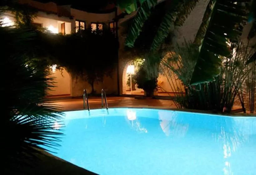 בית מלון כפרי Villa Mediterranea