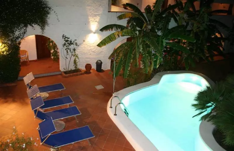 בית מלון כפרי Villa Mediterranea