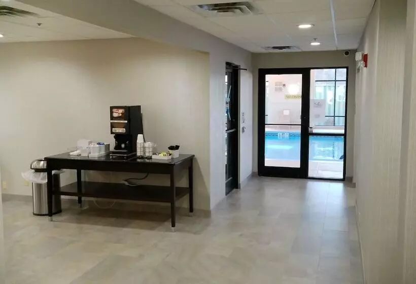 ホテル Wingate By Wyndham Buckhannon