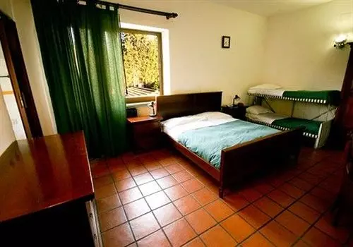 住所  Villa Maria Relais