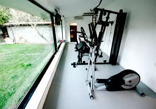 住所  Villa Maria Relais