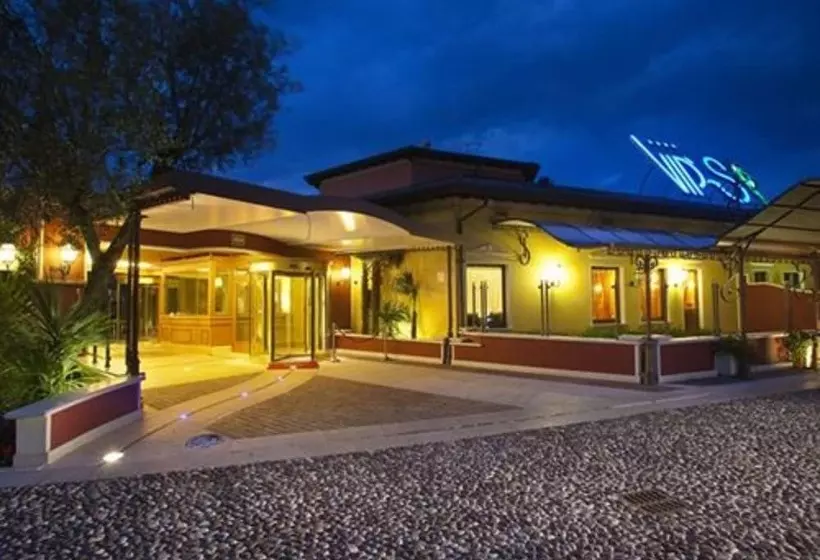 Vip S Motel Luxury Accommodation & Spa