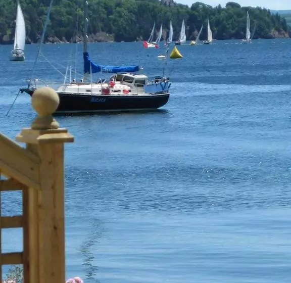 Retkeilymaja Dunlop Inn