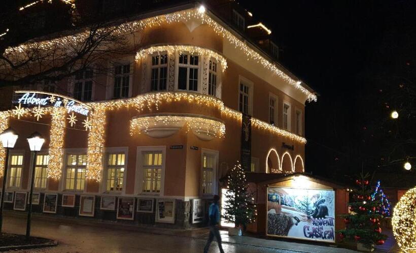 بنسيون Haus Kira