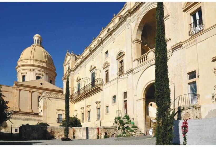 بنسيون Palazzo Trigona Dependance