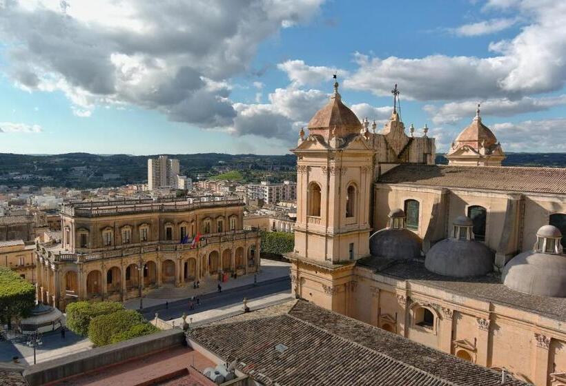 بنسيون Palazzo Trigona Dependance