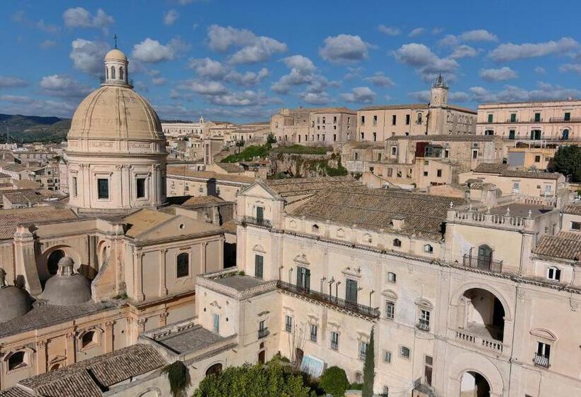 بنسيون Palazzo Trigona Dependance