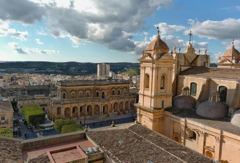 بنسيون Palazzo Trigona Dependance