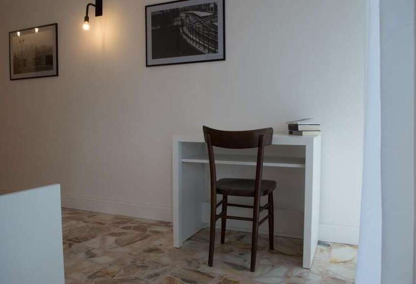 Boite D'esprit B&b De Luxe