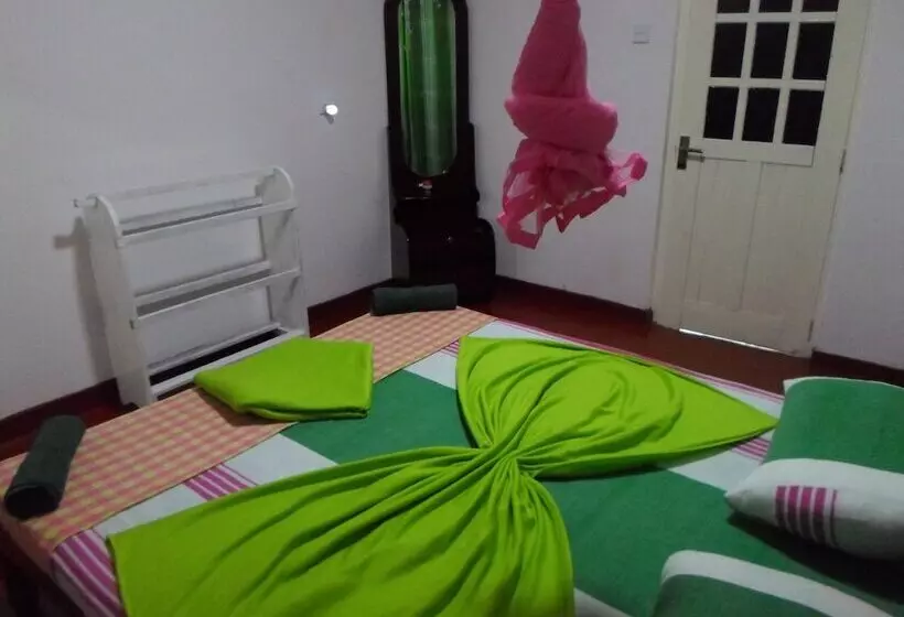 Green Lantern Inn