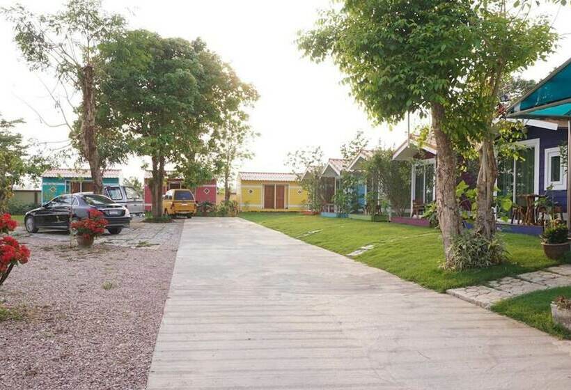 בית מלון כפרי Baan Maesot Plus