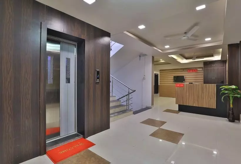 Hotelli Meridan Palace By Oyo Rooms