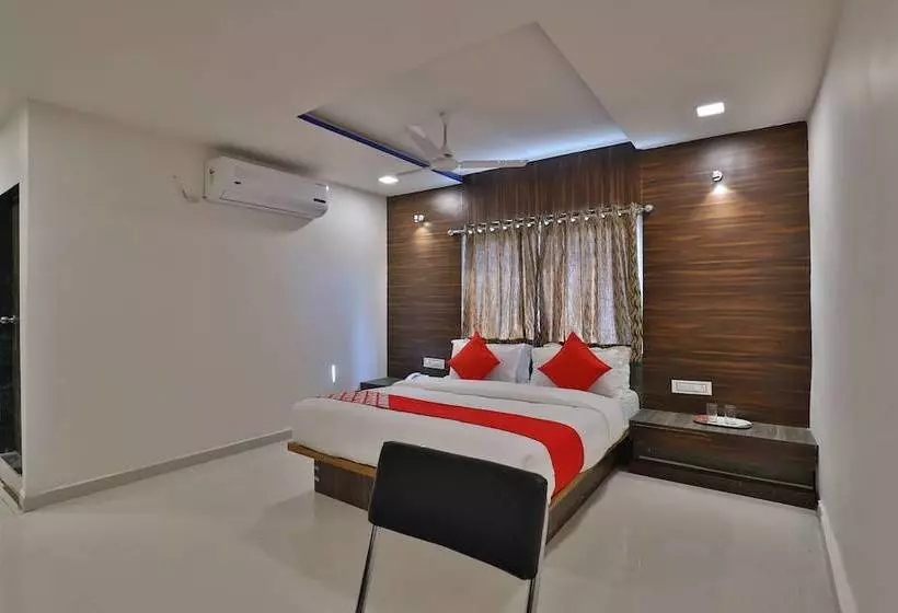 Hotelli Meridan Palace By Oyo Rooms