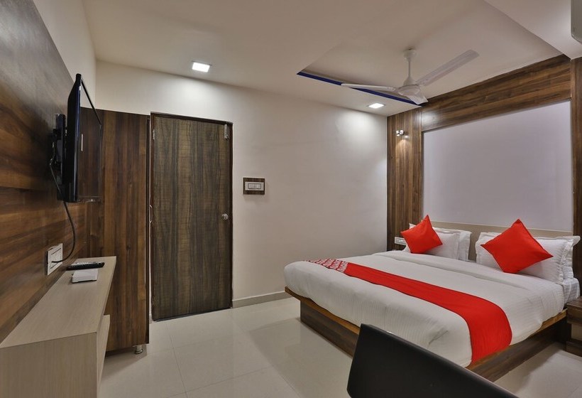 فندق Meridan Palace By Oyo Rooms