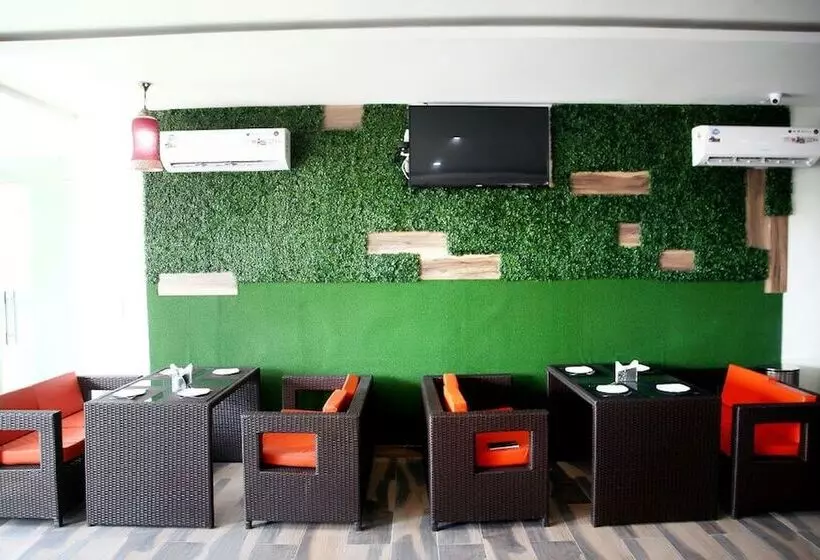 Hotelli Royal Mjs Pinjore