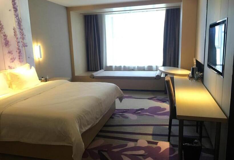 Lavande Hotel Xiantao Xintiandi International Plaza