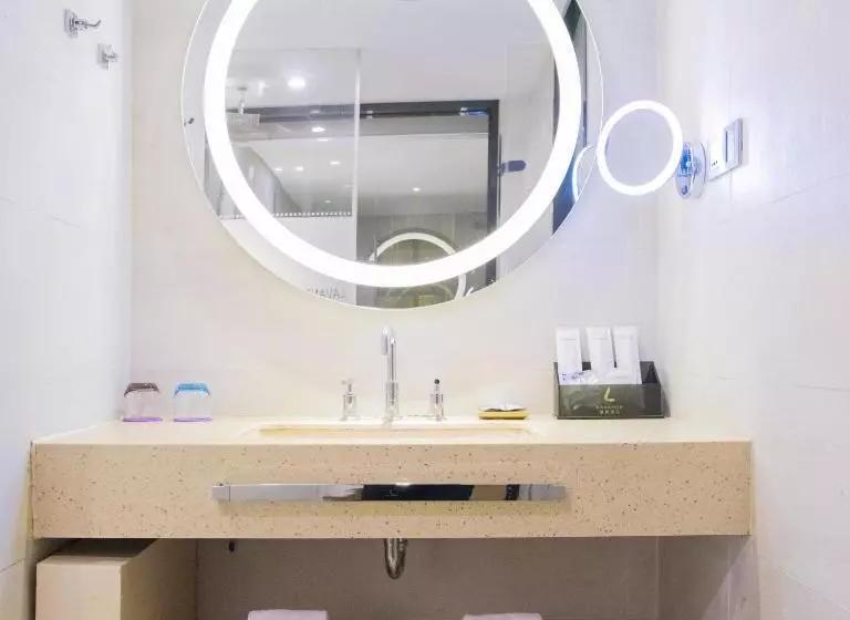 Lavande Hotel Xiantao Xintiandi International Plaza