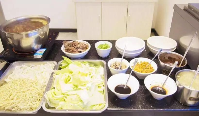 Lavande Hotel Xiantao Xintiandi International Plaza